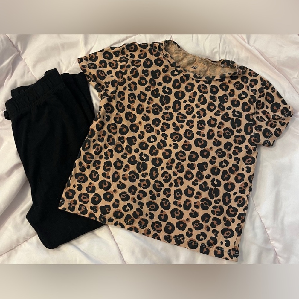 Girls 3/4T Leopard Top & Black Pants